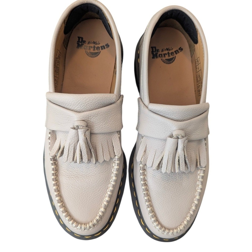 Dr. Martens Adrian Tassel Loafers Parchment Beige Leather Womens 9 UK 7 EU 41‎
